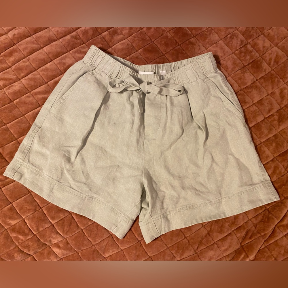 Vince 100% hemp drawstring waist shorts